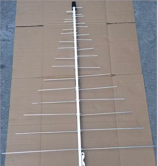 32 Elements/High Gain Outdoor UHF/VHF Antenna